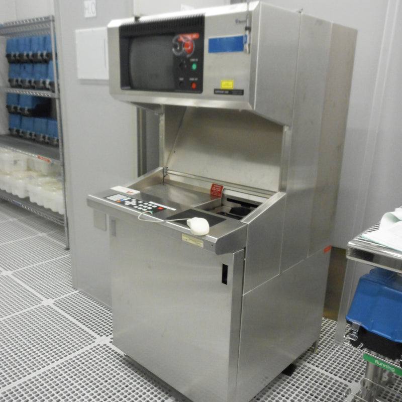 KLA Surfscan 6420 Particle Defect System