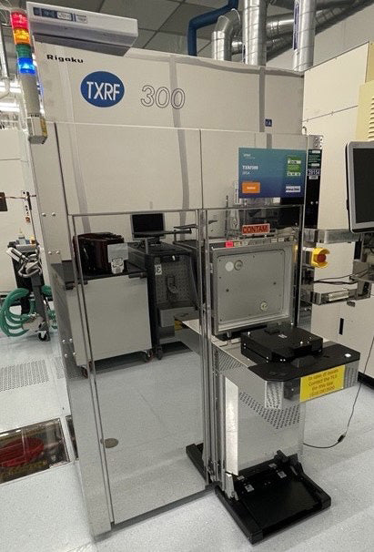 Rigaku TXRF 300 S Spectrometer