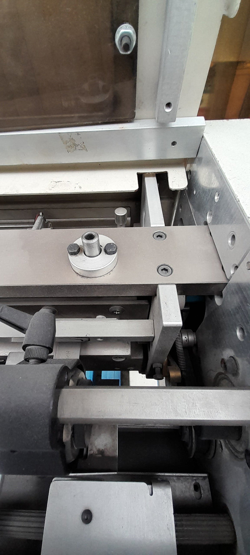 Pitney Bowes Guillotines