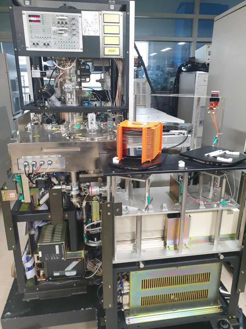 Hitachi S 8840 CD-SEM (Critical Dimension Scanning Electron Microscope)