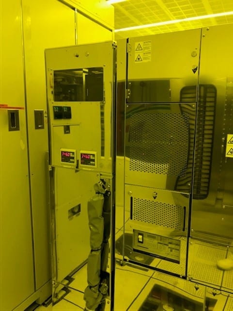 SCREEN / DNS HP 80 BW-AVE Track System