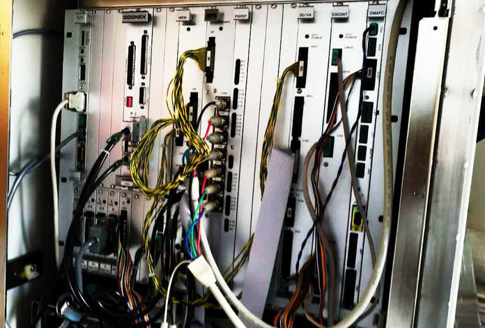 Hitachi S 8840 CD-SEM (Critical Dimension Scanning Electron Microscope)