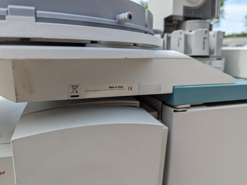 Agilent 6890 GC (Gas Chromatography)