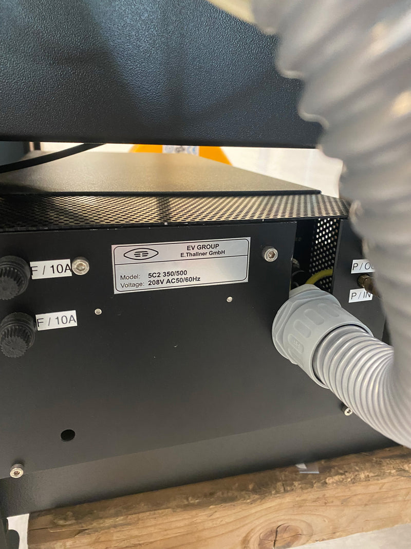 EVG EV 620 Bond Aligner