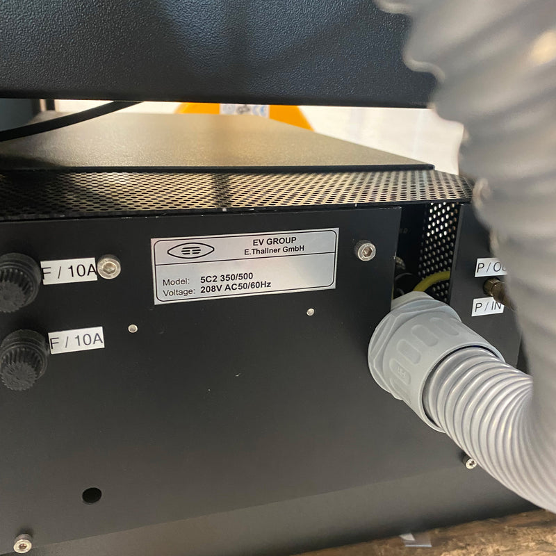 EVG EV 620 Bond Aligner