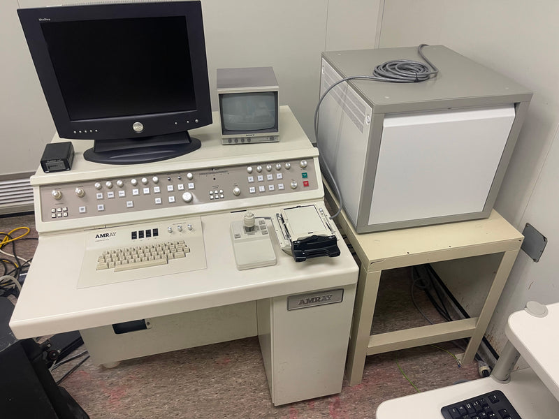 Amray 3200 S SEM (Scanning Electron Microscope)