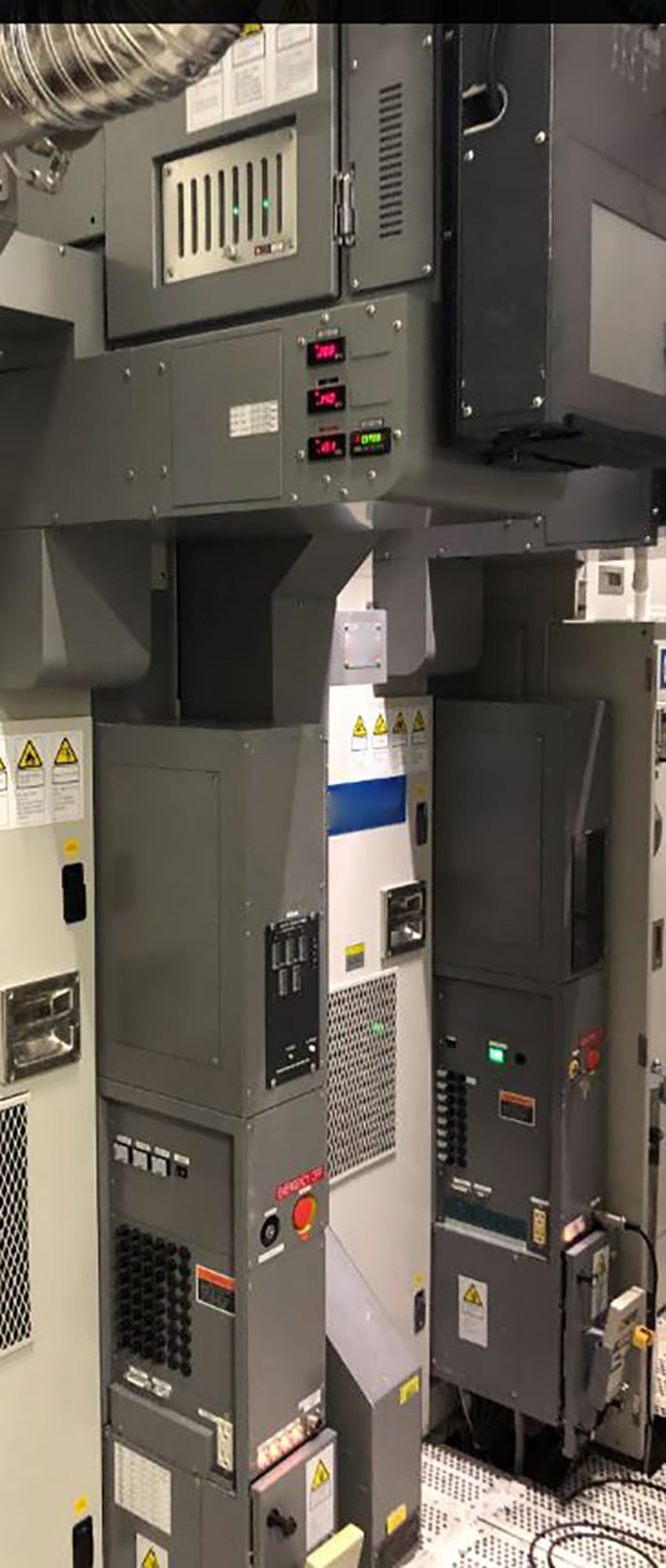Kokusai Vertron III DD 853 V LPCVD Vertical Furnace (Low Pressure Chemical Vapor Deposition)