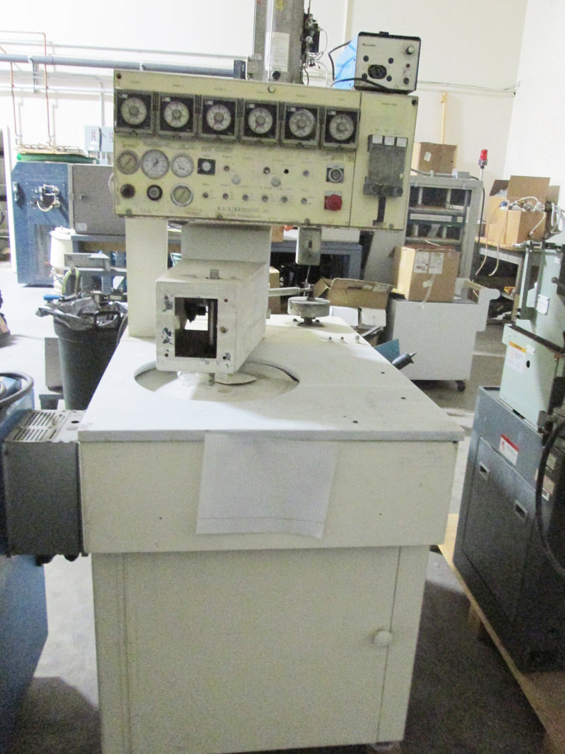 Strasbaugh Polisher