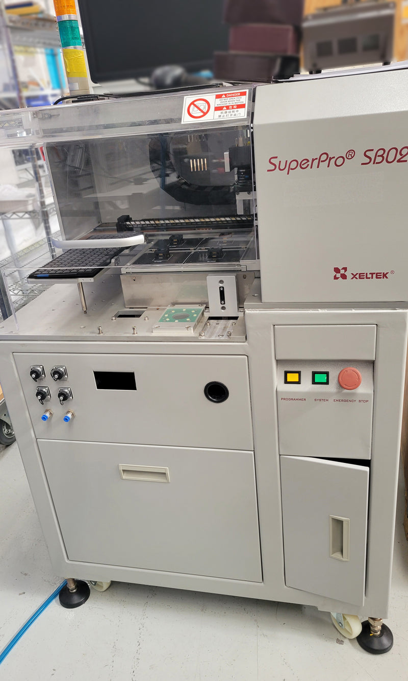 Xeltek Super Pro SB 02 IC Programmer