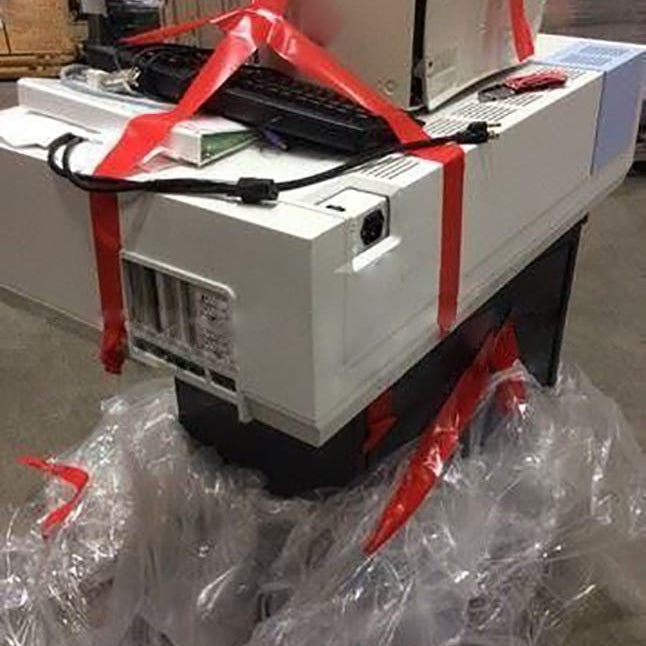 Perkin Elmer Lambda 900 UV-VIS-NIR Spectrometer (Ultraviolet-Visible-Near-Infrared)