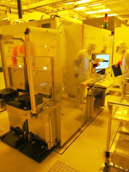 KLA / Leica INS 3300 Optical Inspection Station