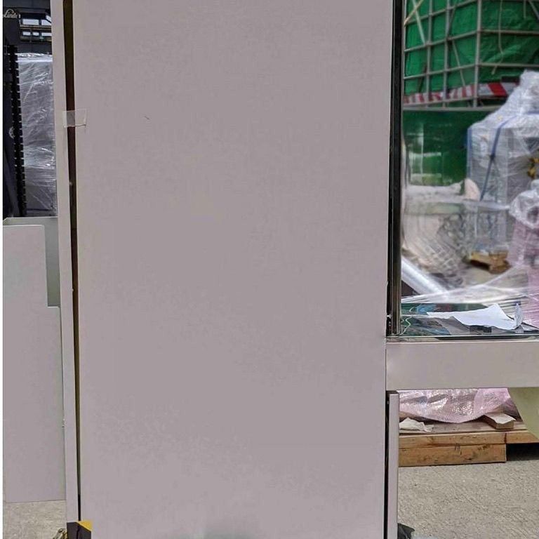 Hitachi S 8820 S CD-SEM (Critical Dimension Scanning Electron Microscope)