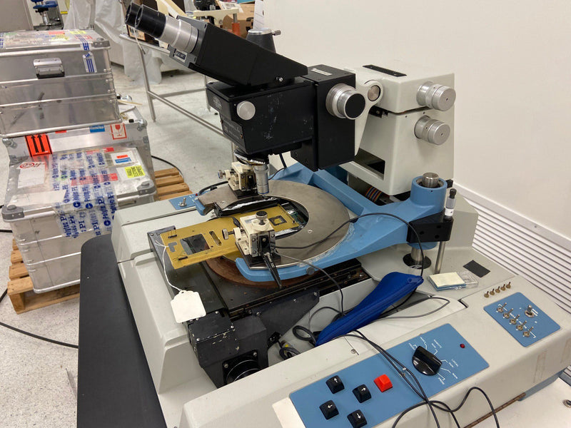 Micromanipulator 6700 A Probe Station