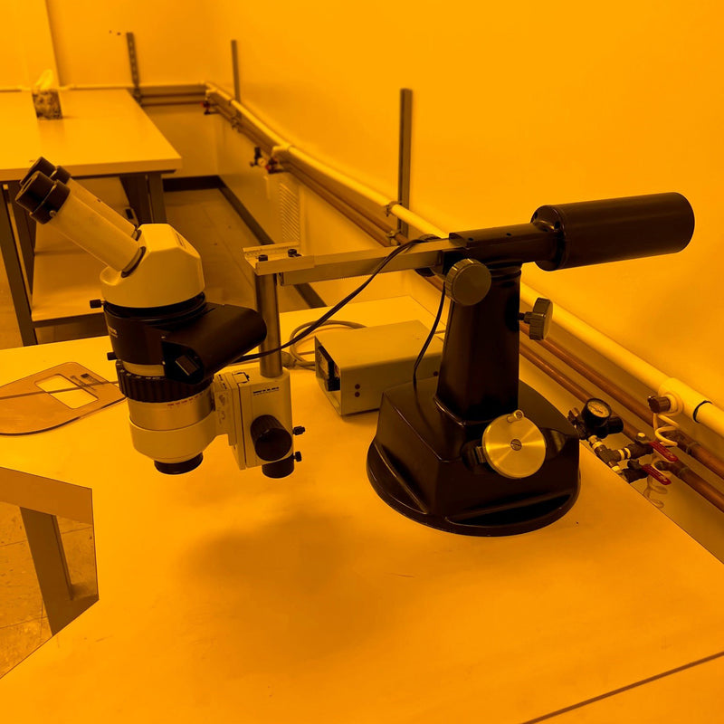 Wild Heerbrugg 327616 Microscope