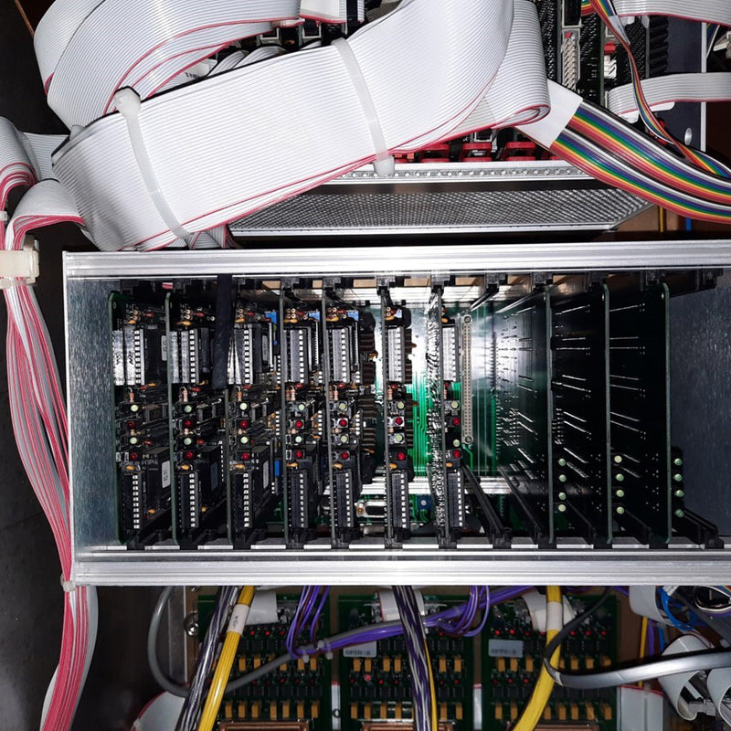 Ontrak DSS 200 Post CMP Scrubber (Chemical Mechanical Polisher)