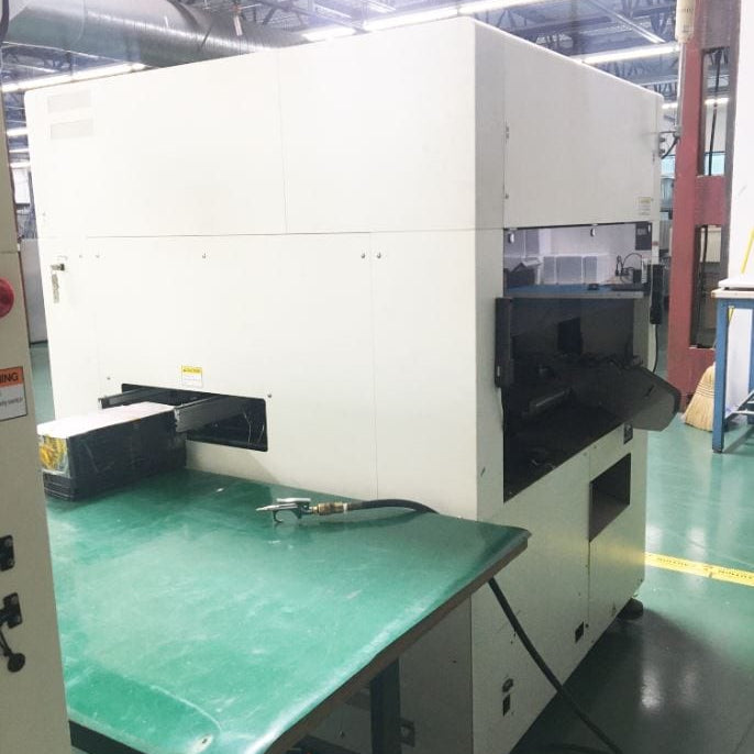 Suzuki SMT 2500 Pick and Place