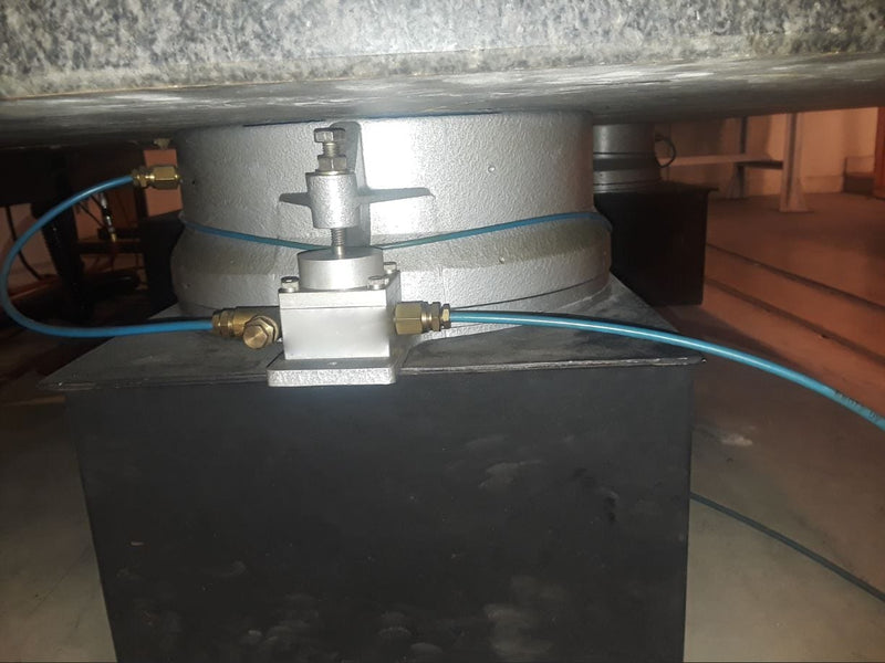 LK Metrology G 90 C Calibration Table