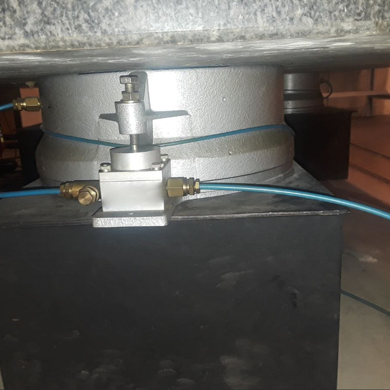 LK Metrology G 90 C Calibration Table
