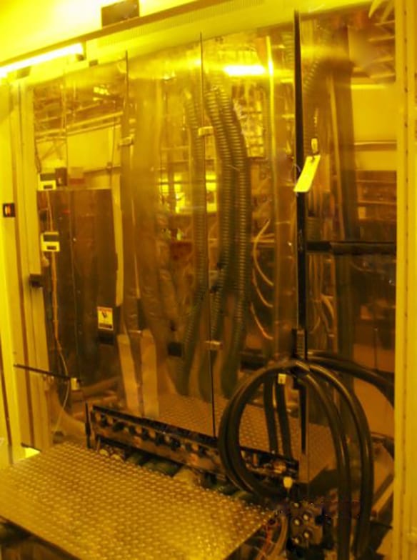 Tel Act 8 Coater / Developer