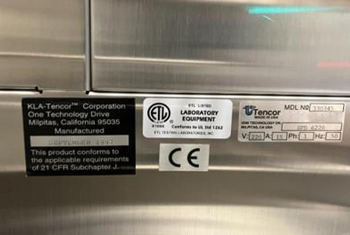 KLA Surfscan 6220 Particle Defect System