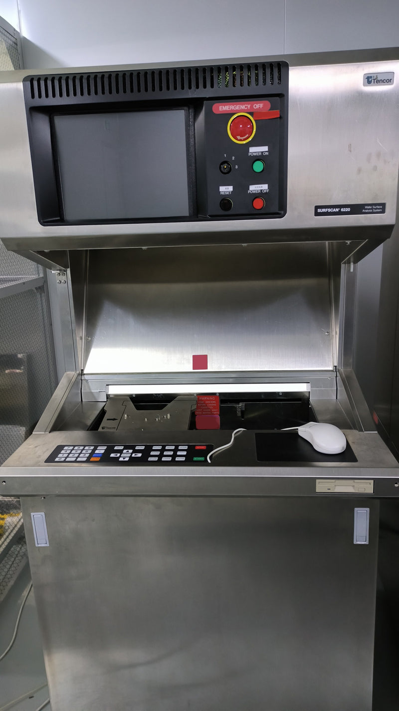 KLA Surfscan 6220 Particle Defect System