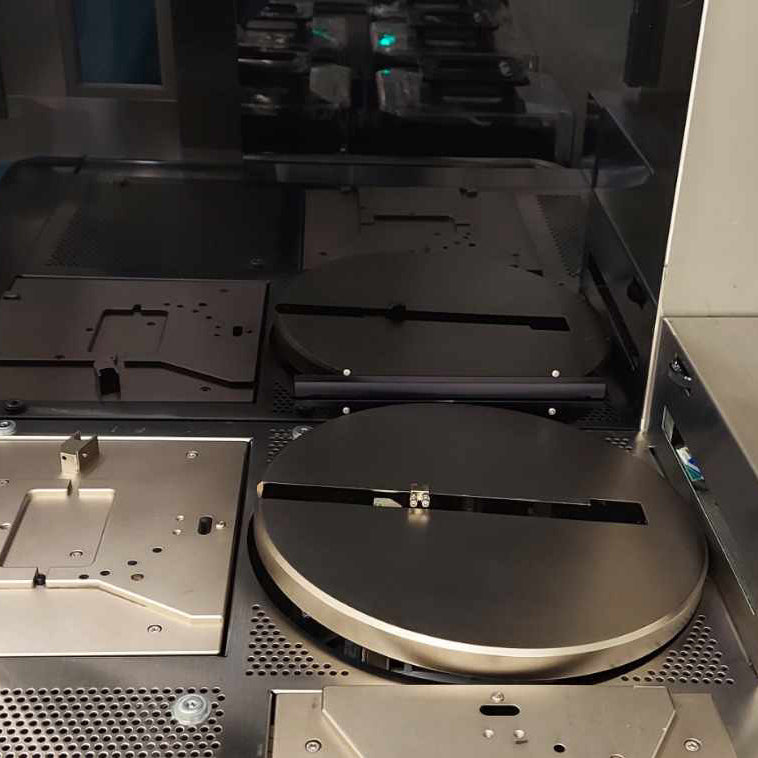 KLA Surfscan 7700 Particle Defect System