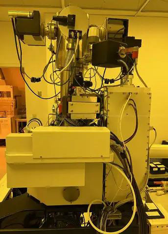 Raith EBPG 5000 Plus E-Beam Writer, Evacuate & Load Control