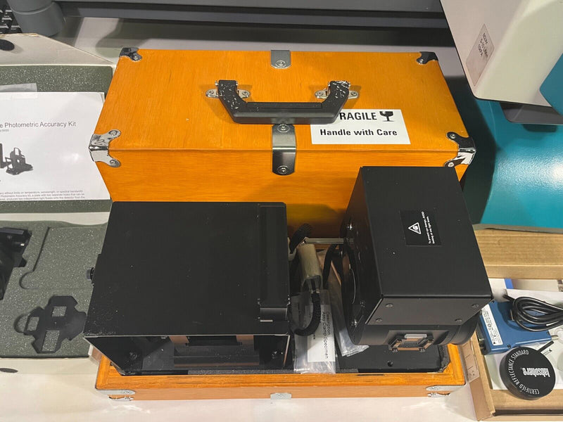 Agilent / Varian Cary 5000 UV-VIS-NIR Spectrophotometer (Ultra Violet Visible Near Infrared)