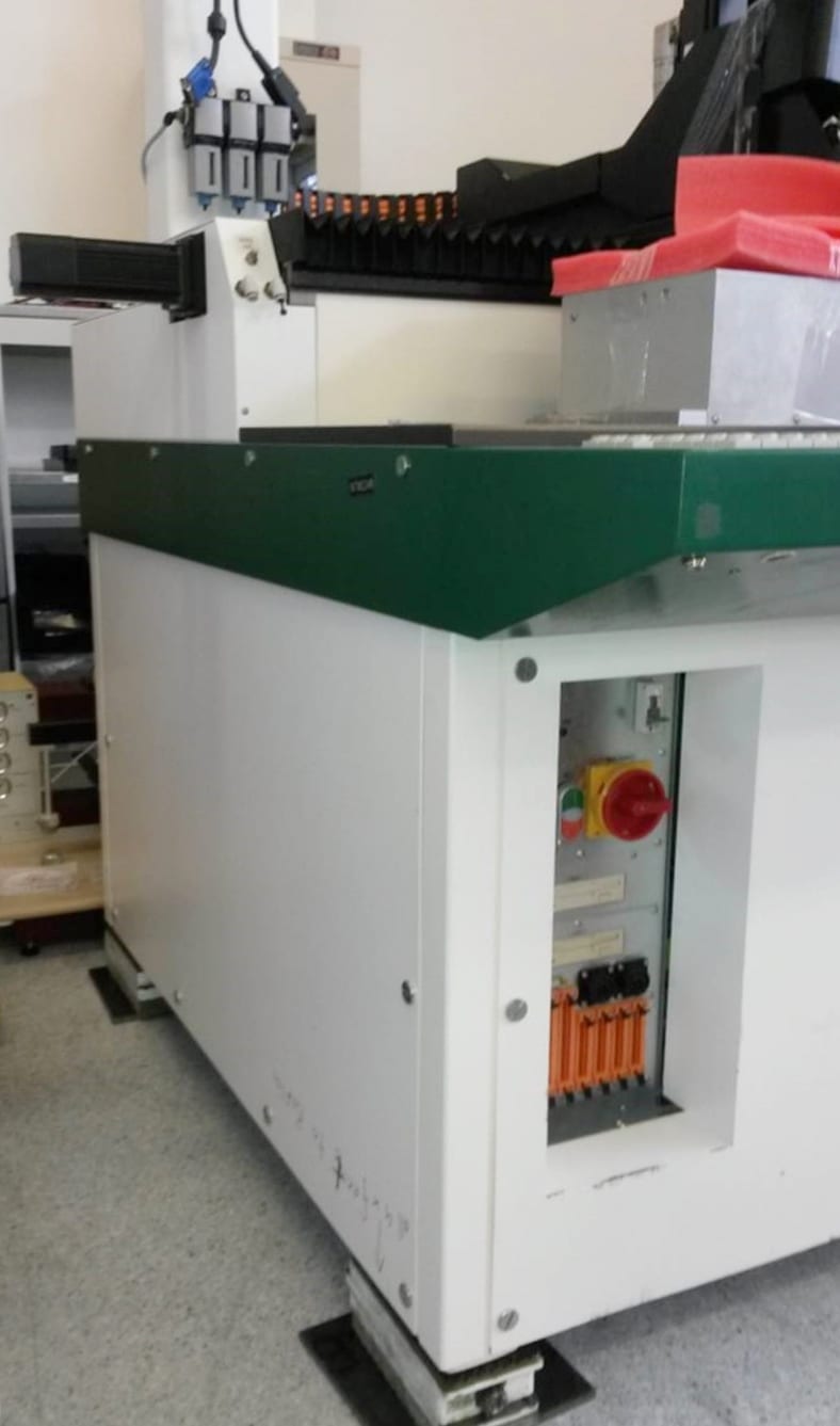 Hesse & Knipps (H&K) Bondjet 815