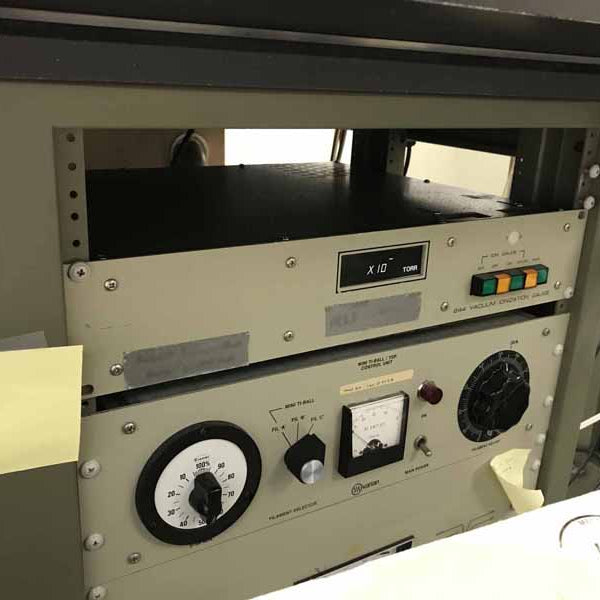 Veeco Gen II MBE Growth system