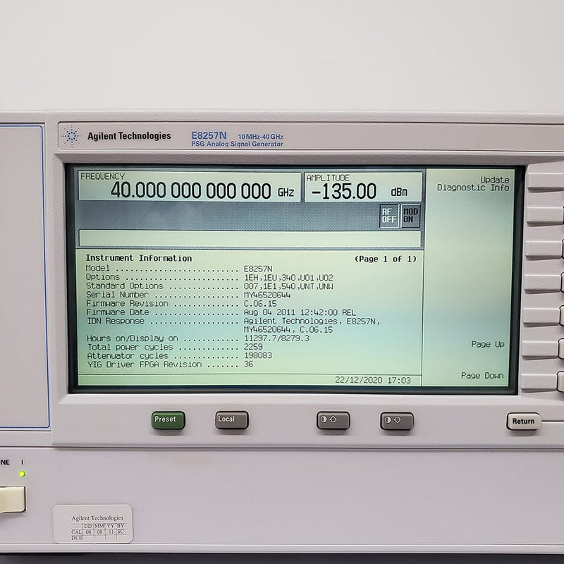 Keysight / Agilent E 8257 N PSG Analog Sweep Signal Generator