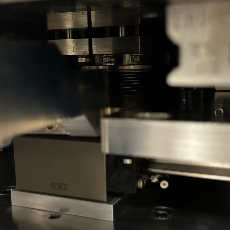 Applied Microengineering AML AWB 08 Aligner Wafer Bonder