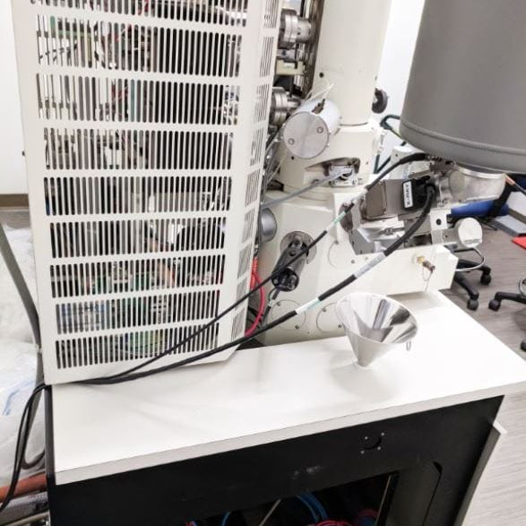 Hitachi S 4500 FE-SEM (Field Emission Scanning Electron Microscope)