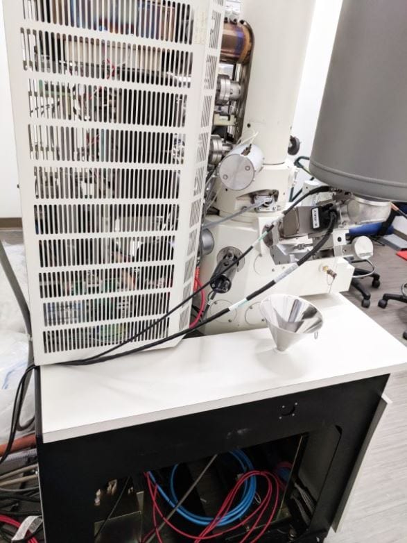Hitachi S 4500 FE-SEM (Field Emission Scanning Electron Microscope)