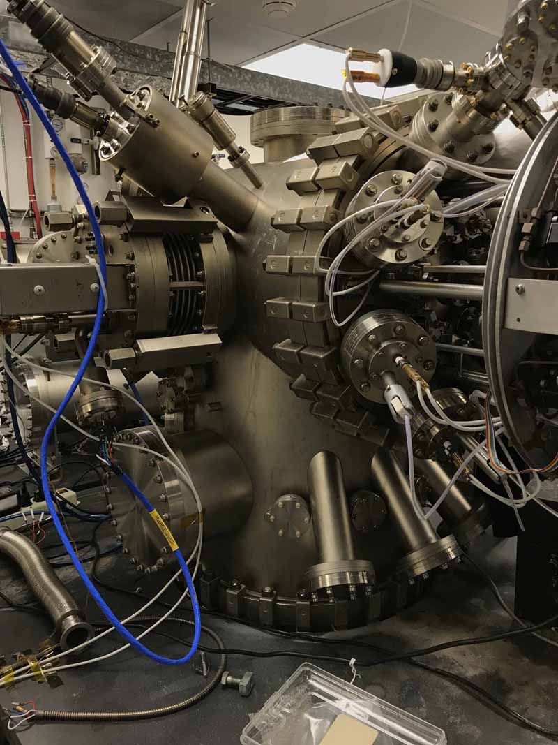 Veeco Gen II MBE Growth system