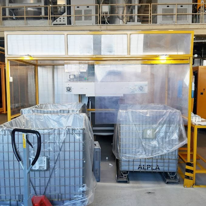 Husky GL 300 Injection Molding Machine