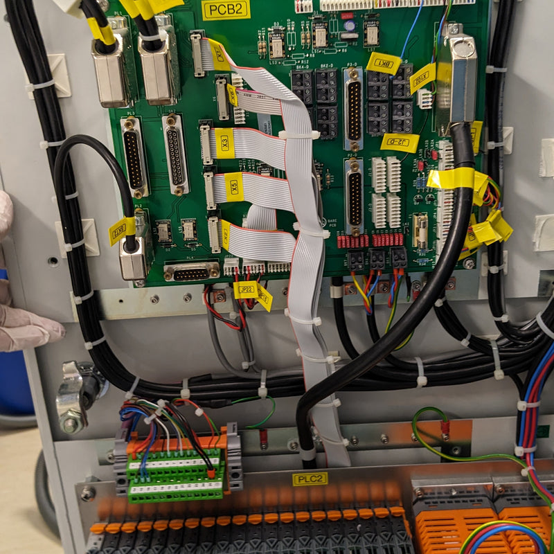 Oxford Ionfab 300 Plus IBD / IBE Tool (Ion Beam Deposition / Ion Beam Etching)