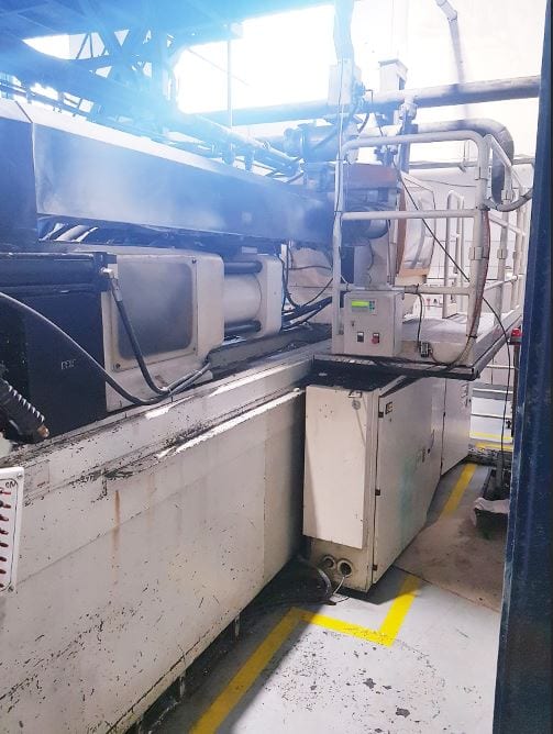 Husky GL 300 Injection Molding Machine