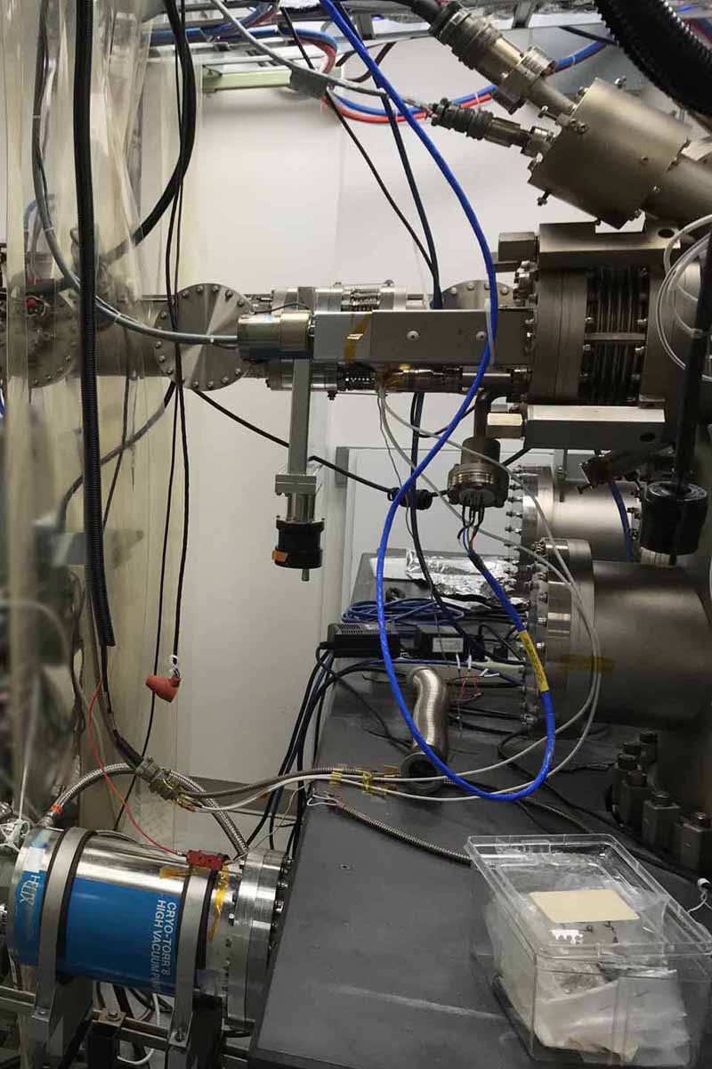 Veeco Gen II MBE Growth system