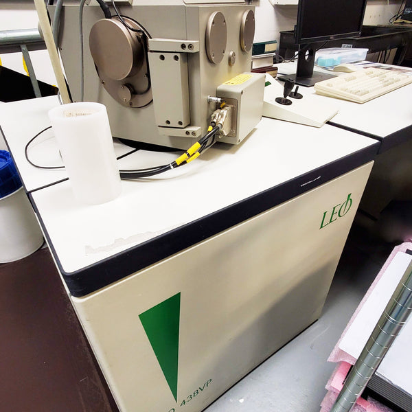 Leo 438 VP SEM (Scanning Electron Microscope)
