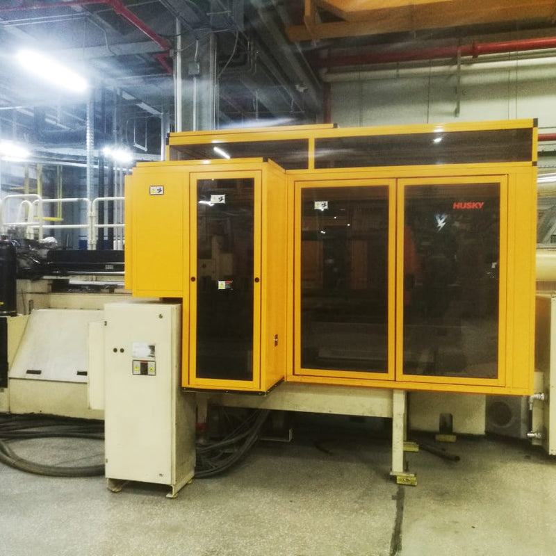 Husky HyPet 90 Injection Molding Machine