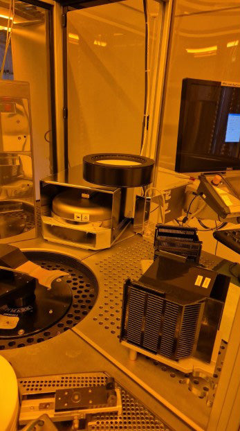 SUSS Gamma 60 Coater / Developer Cluster Tool