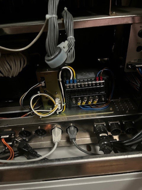 Hitachi 8840