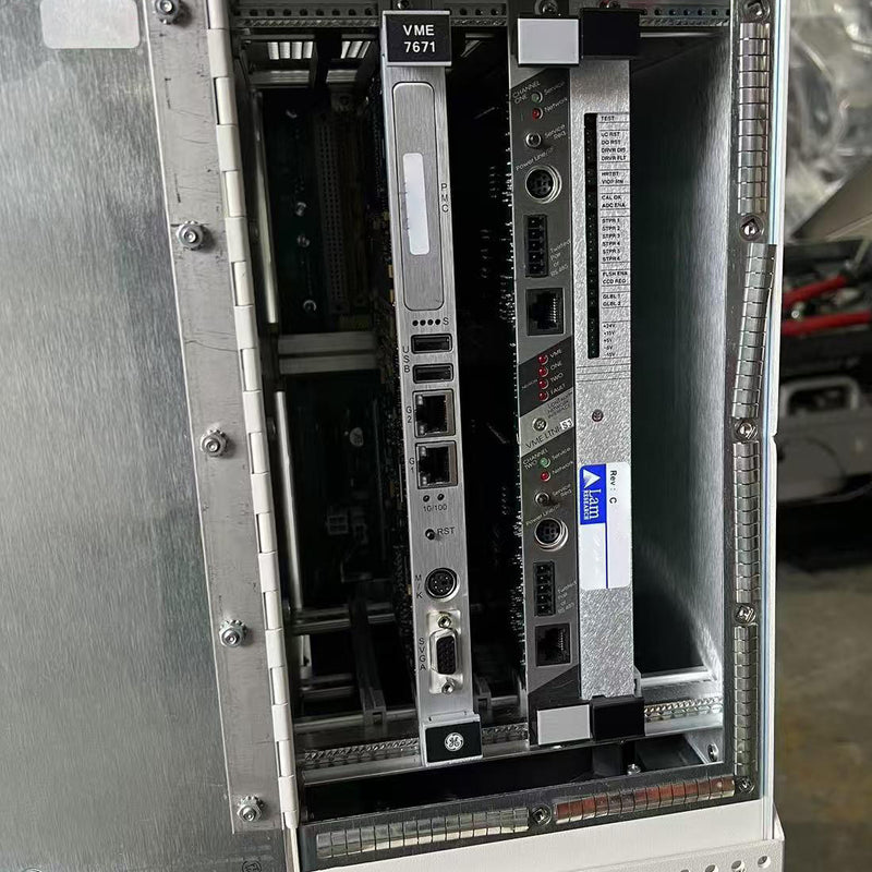 Lam 2300 Microwave Strip Chamber