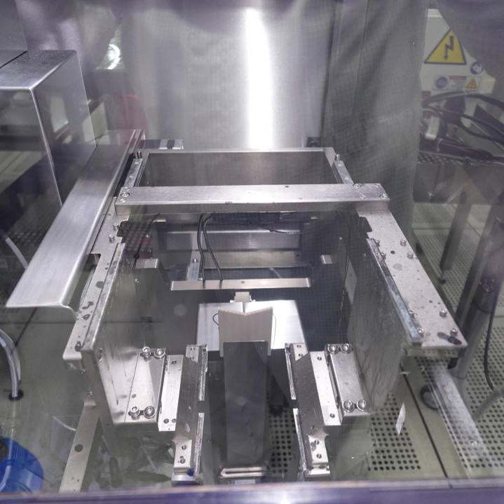Ontrak DSS 200 Series II Post CMP Scrubber (Chemical Mechanical Polisher)