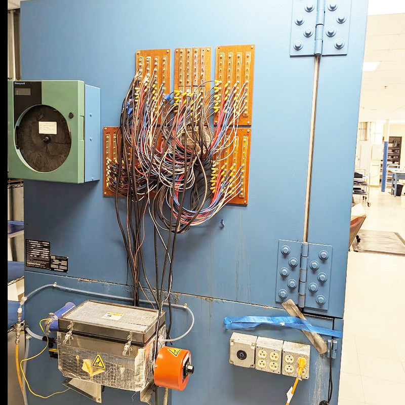 Thermotron SM 32 C Temperature / Humidity Chamber