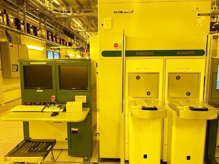 Applied Materials SEMVision G 2 SEM (Scanning Electron Microscope)