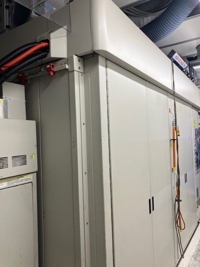 Varian Viision 200 + Ion Implanter