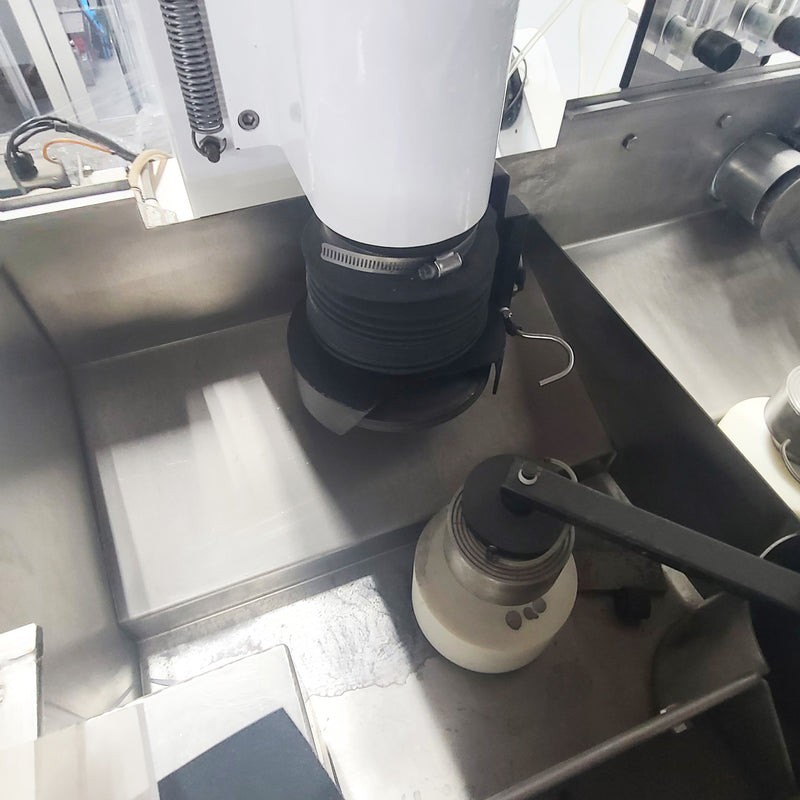 Strasbaugh 7 AF Edge Grinder