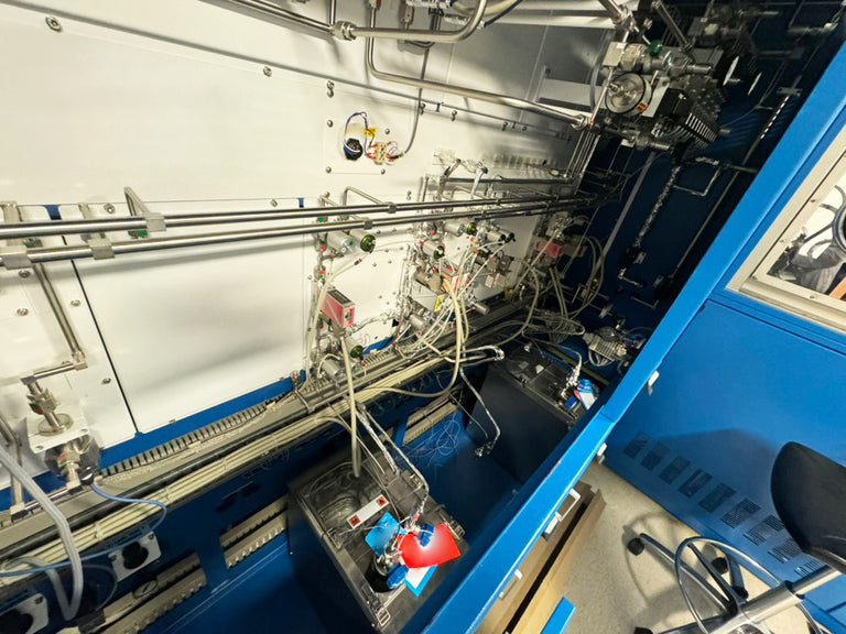 Aixtron MOCVD (Metal Organic Chemical Vapor Deposition)